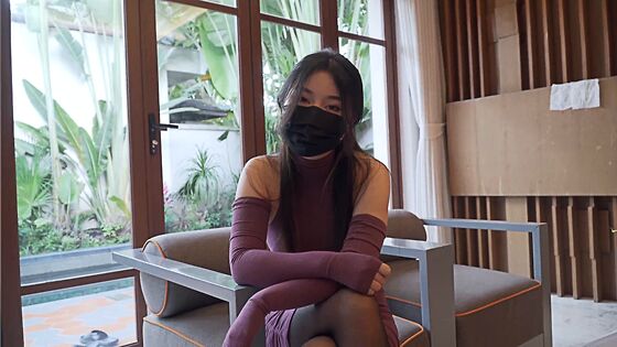 丝袜高跟 boss seduces girls