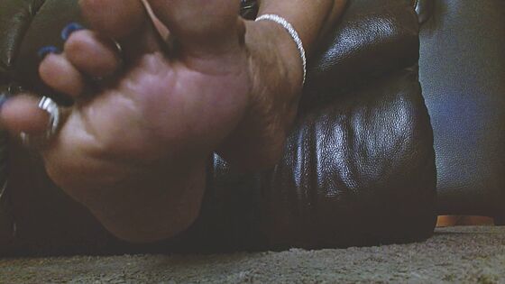 foot worship ebony lesbian feet worship