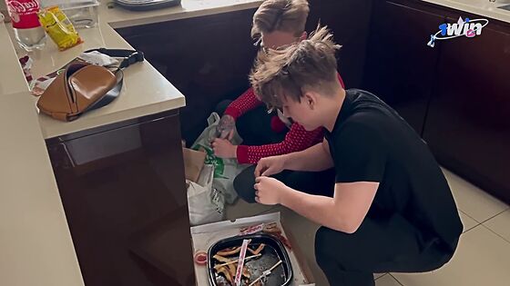 doggystyle foursome blowjob xvhub