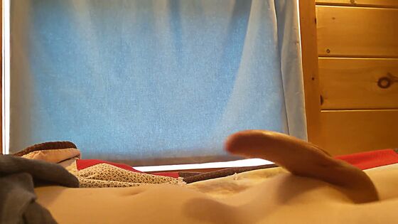 uncircumcised hand free cum