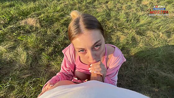 outdoor hot sex girl sex mom