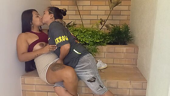 girl masturbating lesbian porn mobile