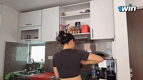 aficionado lesbian porno xxx