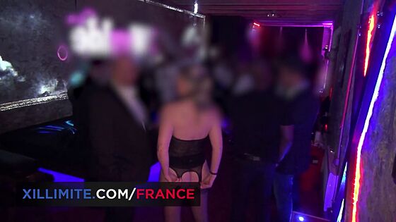 brunette swingers at night club
