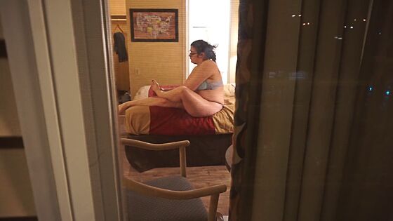 milf wife at peep show