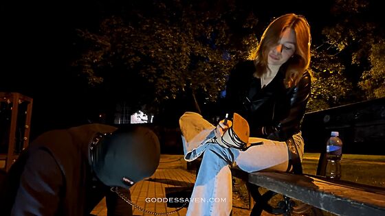 slave training xvhub slave girl lick high heels